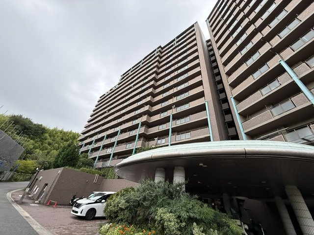レジオンスクエア緑地公園3番館
