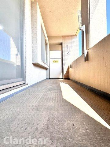 サンクタス新松戸ヴィレーヴのバルコニー|ドキドキの新生活も、安心してスタート。ぴったりの住まいを見つけませんか？クランディアが一緒に住まい選びをサポートします‼　まずは、お気軽にお問合せください　＃クランディア