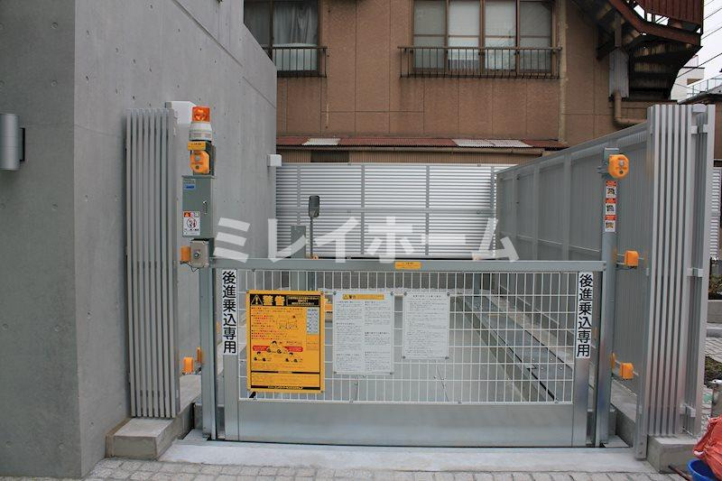 AELL蒲田南の駐車場