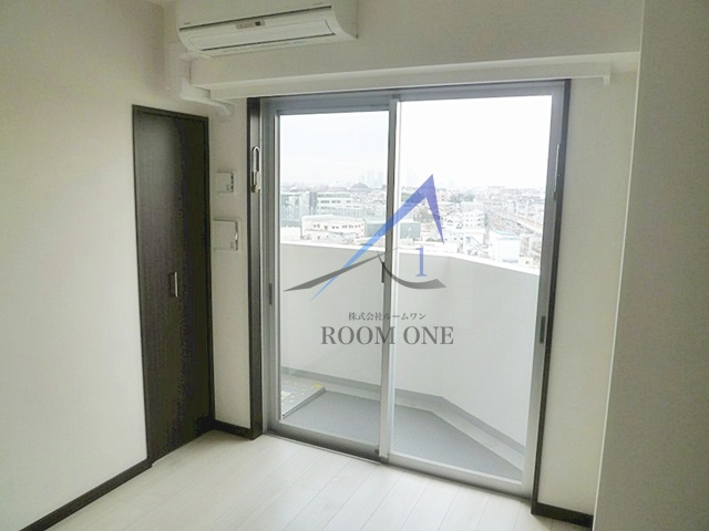 アルテシモヴィータの居間・リビング|洋室のお部屋です。