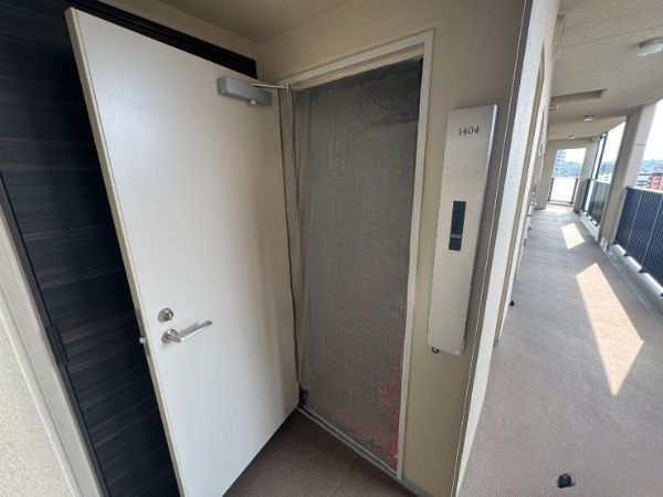 デュオヴェール薬院　高宮小学校区の玄関|デュオヴェール薬院