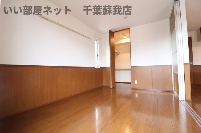 グリシーヌ　フルールの洋室