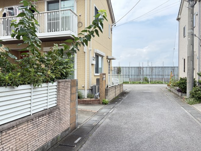 【前面道路含む現地写真】 | 熊谷市池上　中古戸建