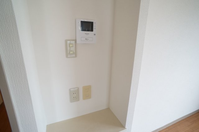 プリメゾン栄美寿の設備|参考、同建物・反転間取りの号室