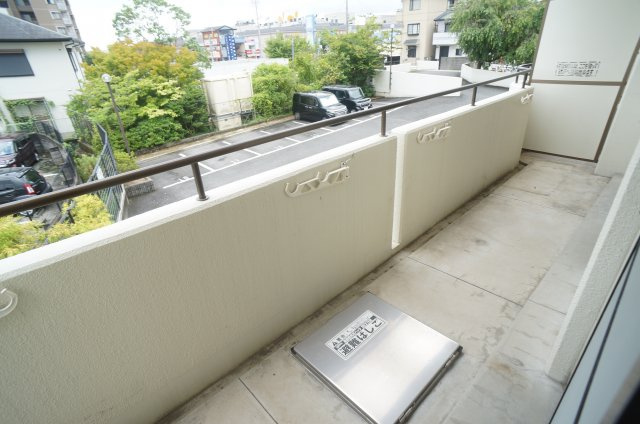 プリメゾン栄美寿のバルコニー|参考、同建物・反転間取りの号室