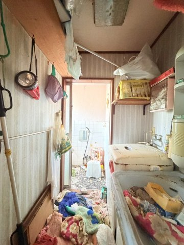 牛久市小坂町中古戸建の洗面所