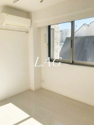 【居間・リビング】 | レスツオン参宮橋 | 洋室のお部屋です。