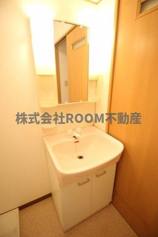 ガーデンヒルズ吉尾の独立洗面台|朝の身支度には欠かせない独立洗面化粧台