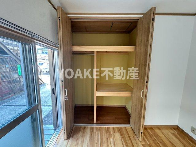 町田市金森１丁目のアパートの収納