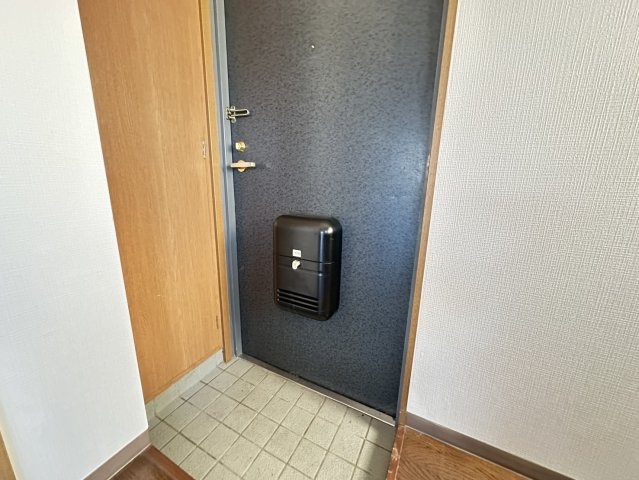 アーバンノエルの玄関
