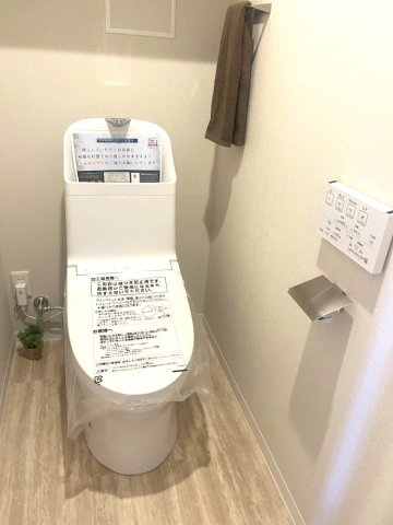 藤和明石公園ハイタウン弐号棟のトイレ|シンプルで使いやすいトイレです