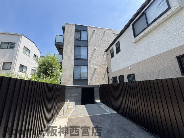 ブリージェ夙川南郷の外観