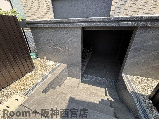 ブリージェ夙川南郷のエントランス