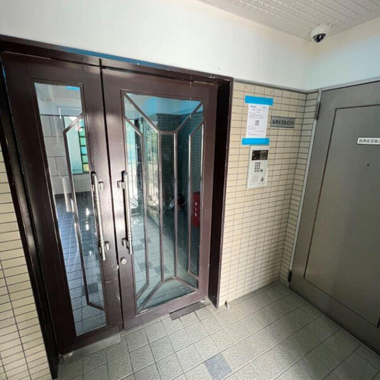 【エントランス】