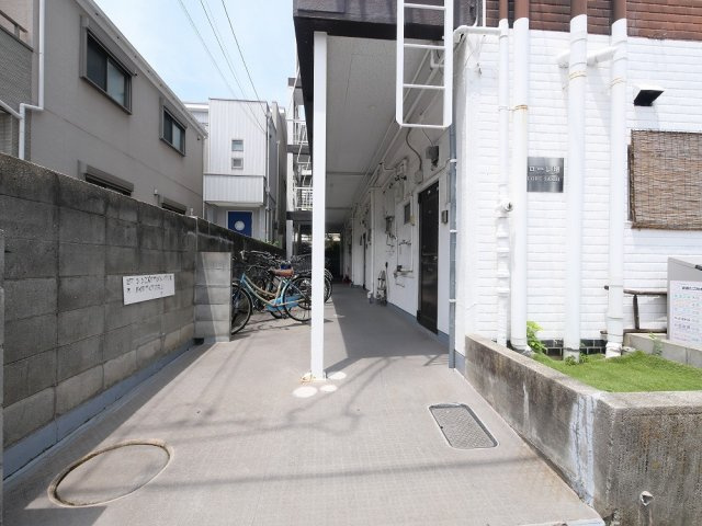 【エントランス】