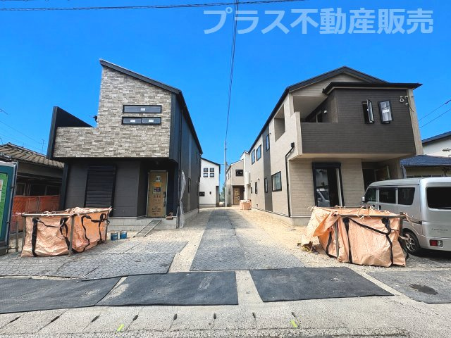 【外観】 | 福岡市南区曰佐3丁目　2号棟（全4棟）【仲介手数料無料・0円】 | 現地写真。プラス不動産販売なら、現場の全ての棟をまとめてご見学頂けます。