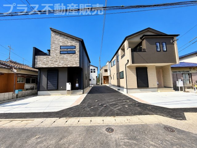 【外観】 | 福岡市南区曰佐3丁目　2号棟（全4棟）【仲介手数料無料・0円】 | 現地写真。プラス不動産販売なら、現場の全ての棟をまとめてご見学頂けます。