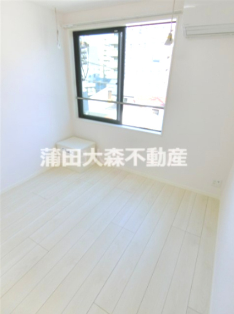 キャトル梅屋敷の居間・リビング