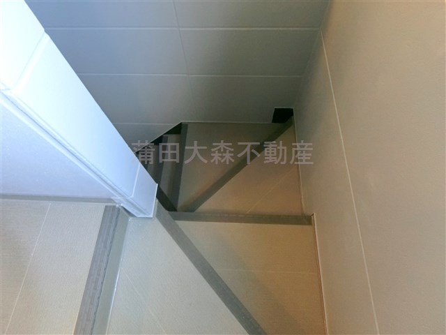 キャトル梅屋敷|共用階段