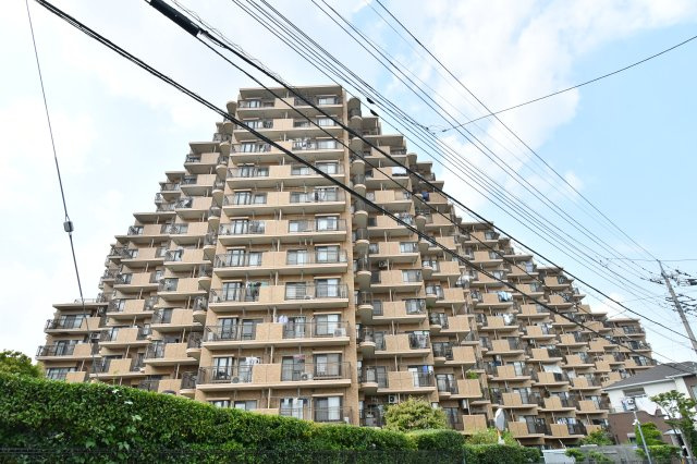 ライオンズガーデン東大宮弐番館の外観|■私共は、強引なセールスは致しません。『今買えるから大丈夫』ではなく、『買った後の本当の幸せは何か』を考えた上でのご提案を徹底しております。どうぞお気軽にご連絡下さいませ。