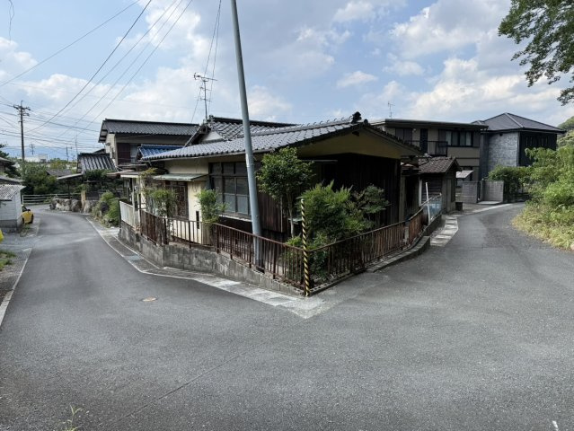 天道333の前面道路含む現地写真