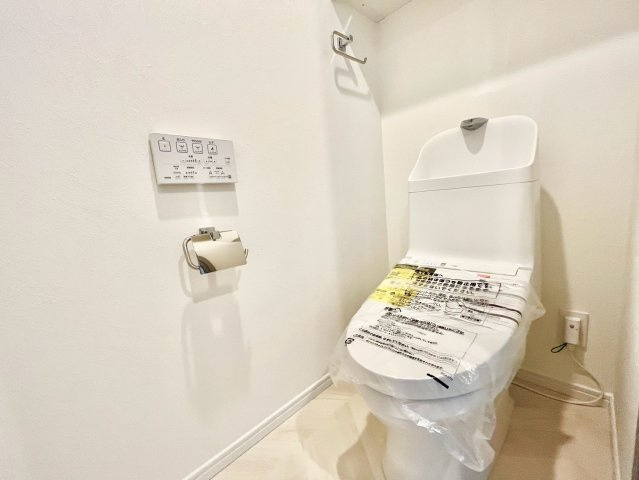 サンシティＩ棟のトイレ|2026.08.24撮影

現地ご見学希望・資料請求などお気軽にお問い合わせ下さい！
03-5990-5201