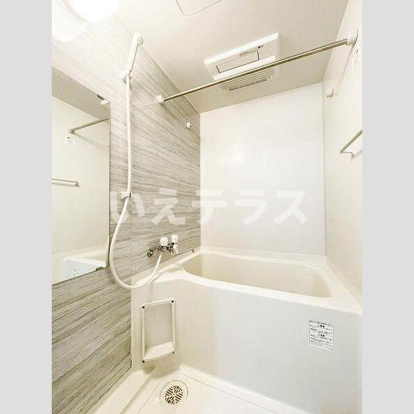S-RESIDENCE神戸磯上通の浴室