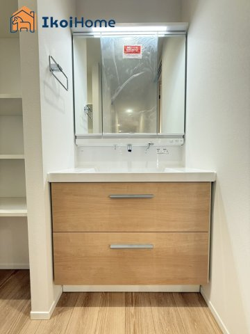 明石市松江　6号地　新築戸建の洗面所|◆同社施工例◆年中無休：当日予約可●洗濯パンがついていません。5000〜15000円前後です