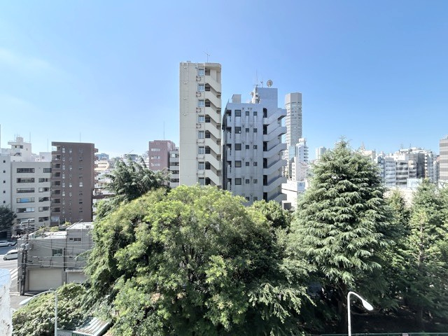 【展望】 | マンションヴィップ四谷 | バルコニーからの景色です～即日のご見学可能～　お問合せはお気軽にどうぞ。
