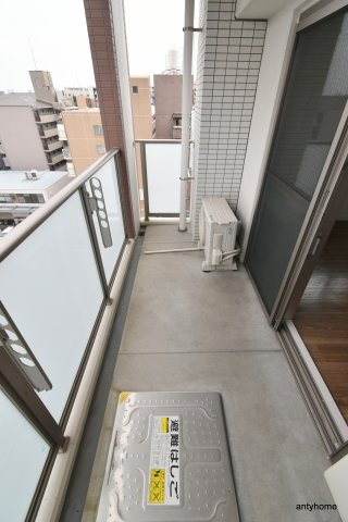 江坂和　仲介手数料無料のバルコニー