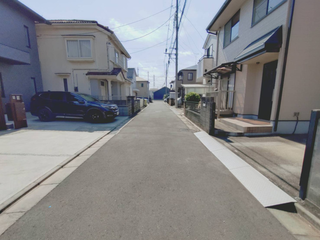【前面道路含む現地写真】 | 川越市大字砂新田　中古戸建