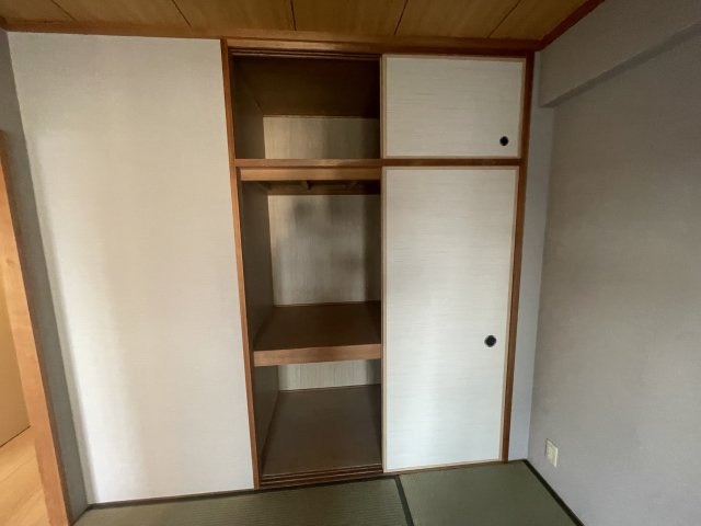 フレシア西宮の収納