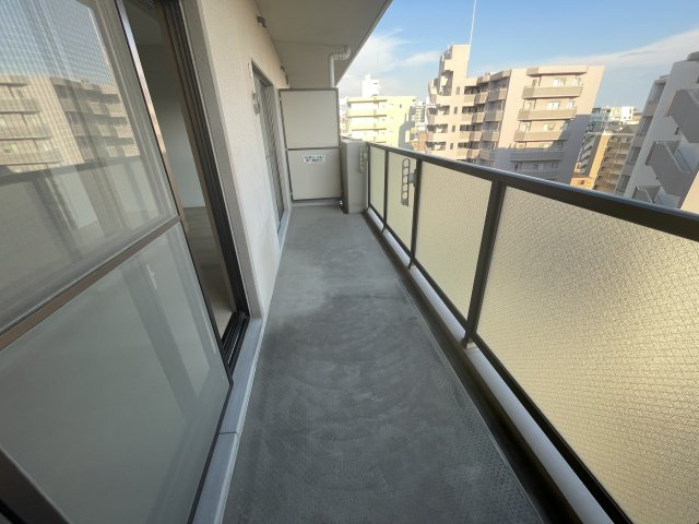 フレシア西宮のバルコニー