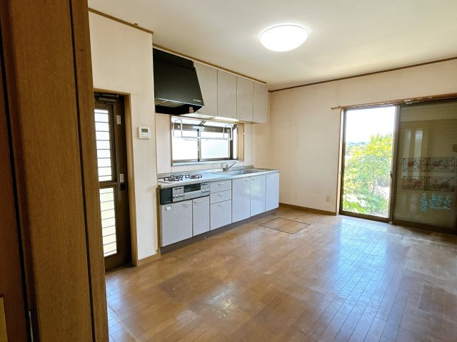中古戸建　矢吹町文京町　中畑小・矢吹中の居間・リビング|【リフォーム中】