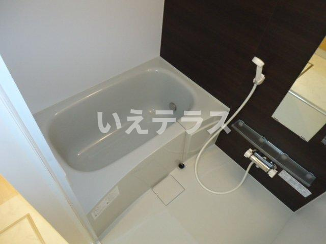 アヴァンティ三宮の浴室