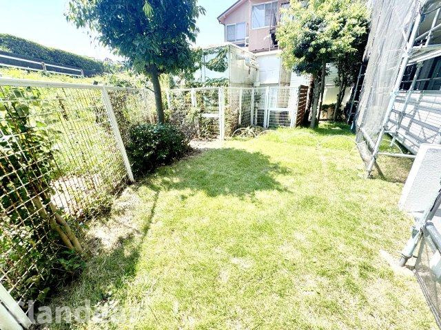 東立石ガーデンの庭|ドキドキの新生活も、安心してスタート。ぴったりの住まいを見つけませんか？クランディアが一緒に住まい選びをサポートします‼　まずは、お気軽にお問合せください　＃クランディア