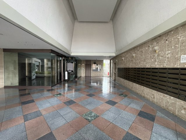 ライオンズプラザ前橋広瀬川のエントランス
