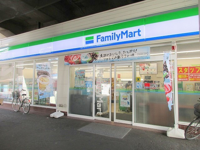 Brilliance本八幡 ブリリアンスのその他|ファミリーマート
