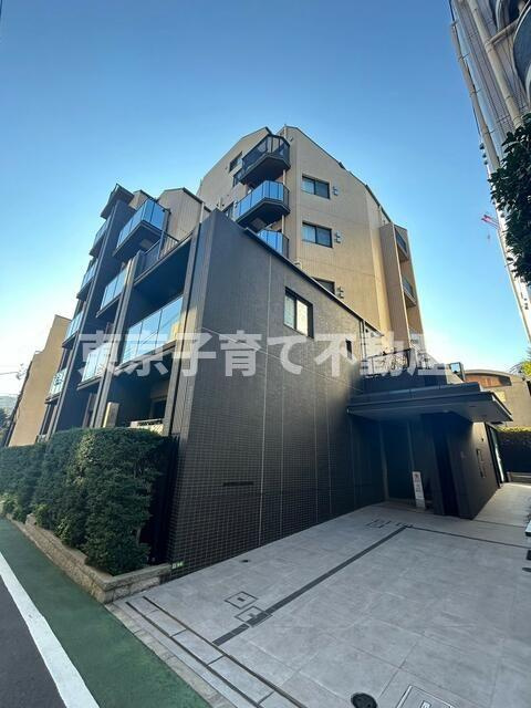 オープンレジデンシア本郷菊坂の外観