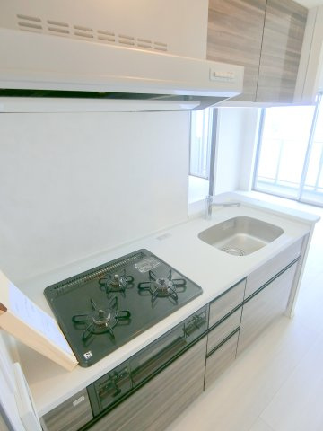 メゾンドアーク南大井のキッチン