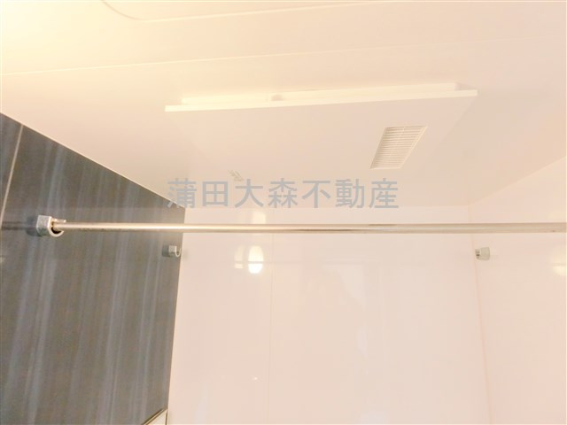 メゾンドアーク南大井の浴室