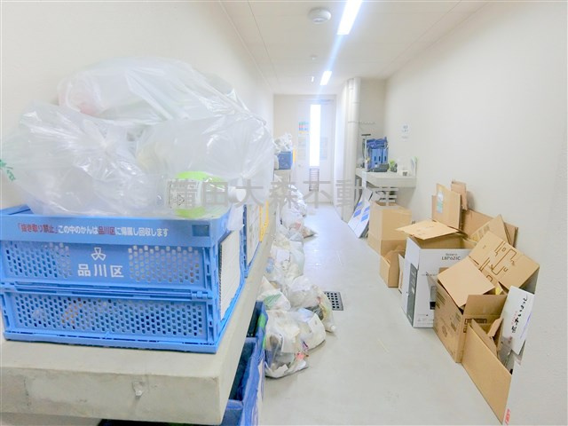メゾンドアーク南大井のその他共用部分|曜日時間関係なくゴミ捨て可能な敷地内ゴミ捨て場！