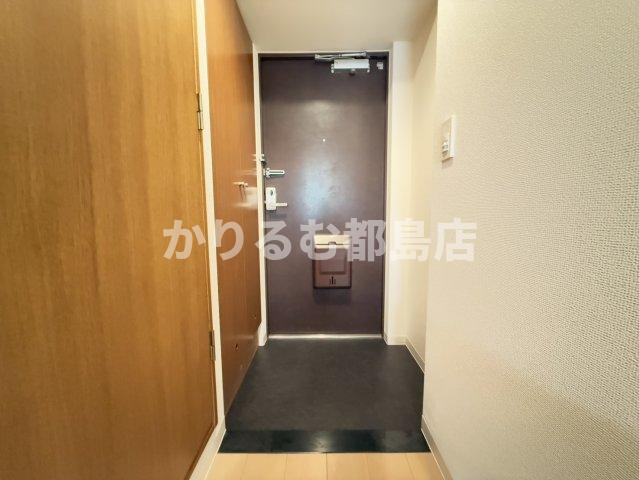 ラ・ペジブルの玄関