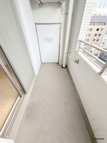 セイワパレス大手前西　仲介手数料無料のバルコニー
