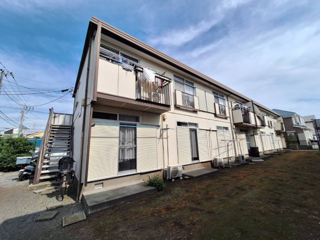 ハイツ向原Bの外観