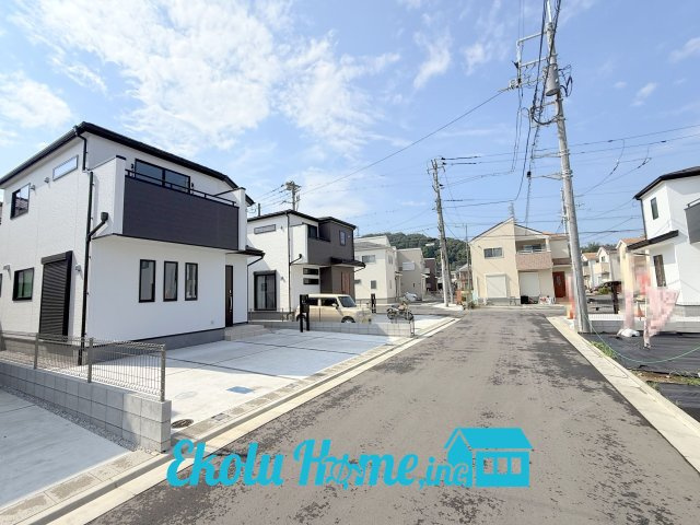 あきる野伊奈第10　全15棟　2号棟の前面道路含む現地写真|2026年8月 撮影