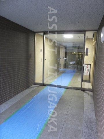 ラポール上野毛のエントランス