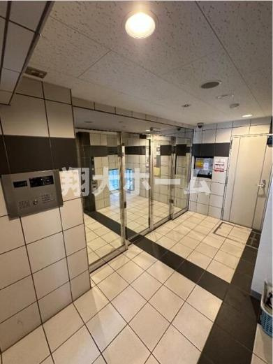 グランフォース上野入谷のロビー