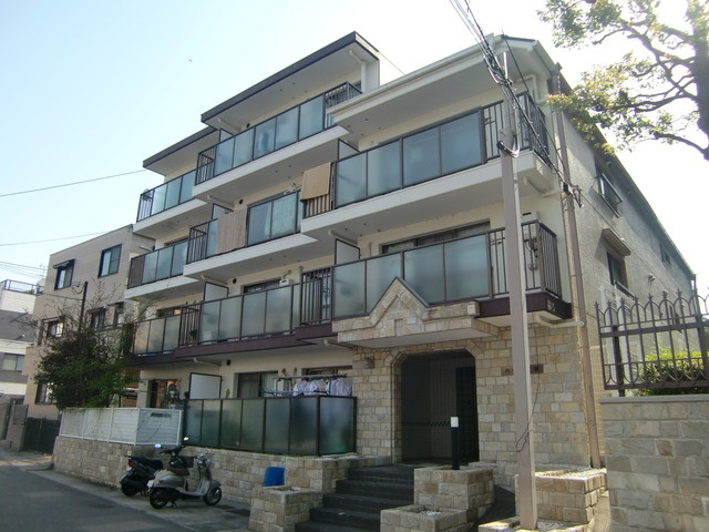 神戸市灘区高徳町１丁目の賃貸マンションの外観