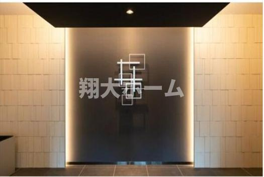 プラウドフラット両国イーストのエントランス